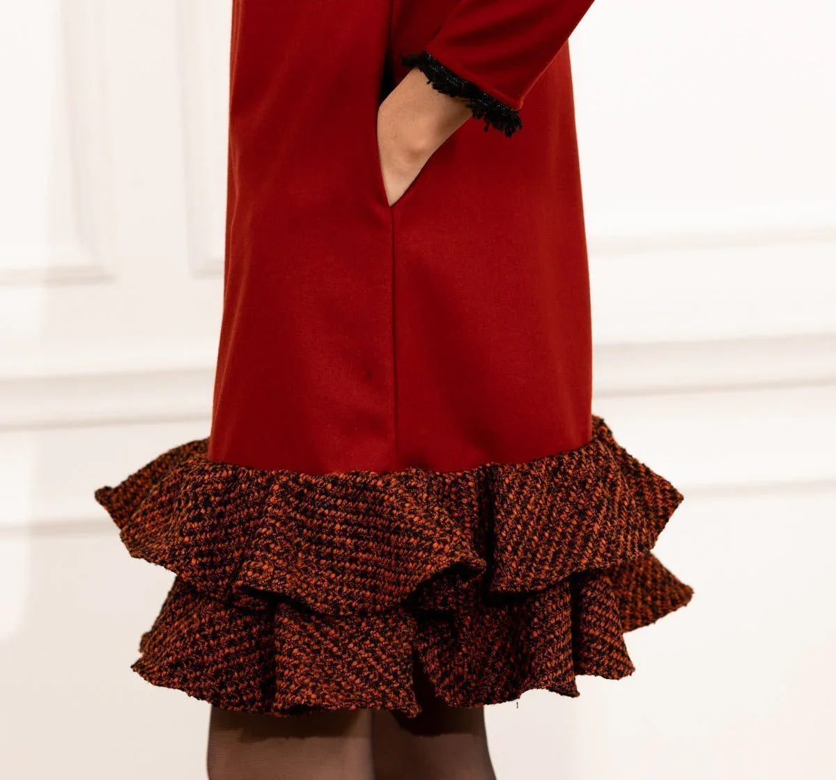 S Vêtements de luxe pour femme/Fabriqué en France/ Robes de luxe, Manteau Doudoune, Combinaison, Top/ Matières : Crêpe de satin de Soie/Laine & Tweed/ Nylon/Jersey - SLYDOXA slydoxa.com